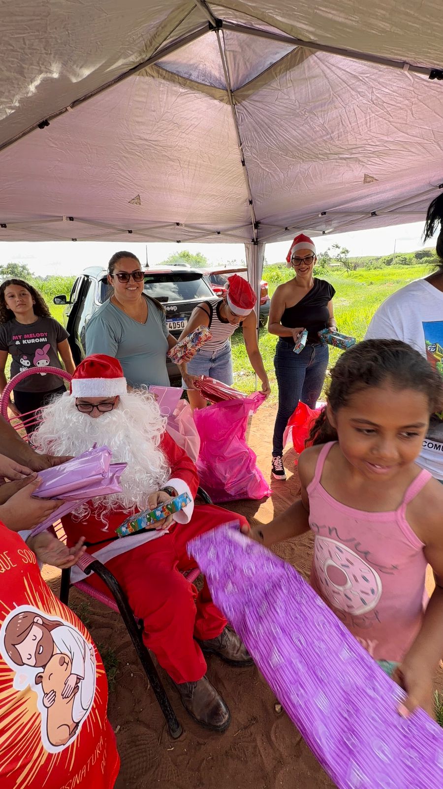 Registro da Ação Natal 2025 do Amigos Pro Bem CG