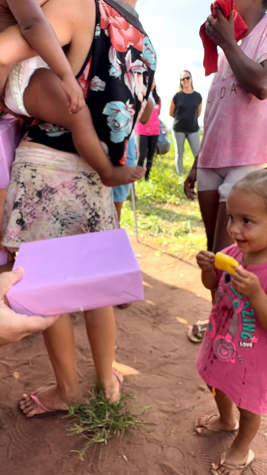 Registro da Ação Natal 2025 do Amigos Pro Bem CG