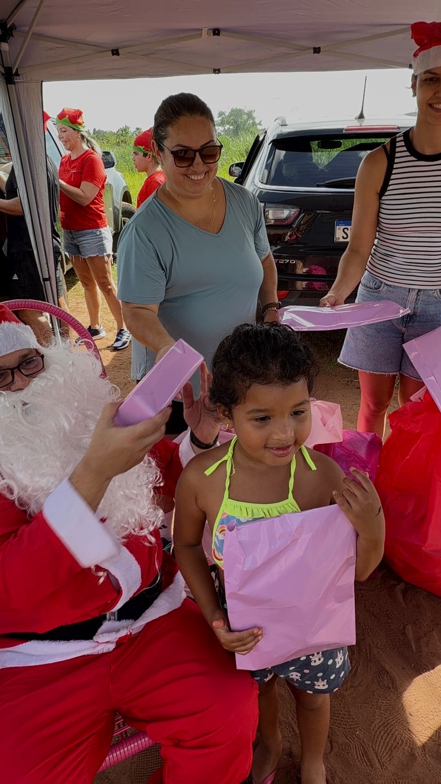 Registro da Ação Natal 2025 do Amigos Pro Bem CG